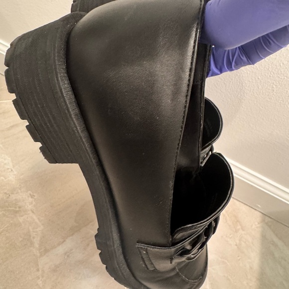 🔥🖤BLACK LOAFERS 🖤🔥 - Picture 12 of 15